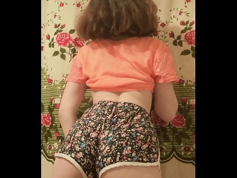 ❤️ Seksikäs nuori beibi riisuu shortsinsa kameran edessä ☑ Super porno at fi.com-porn-mz.ru ❌